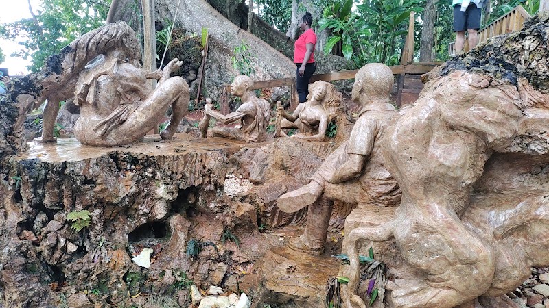 Jamaica Giants Sculpture Park & Art Gallery in Grange Hill