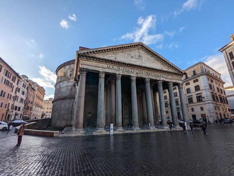 Photo 1 at Pantheon in Roma