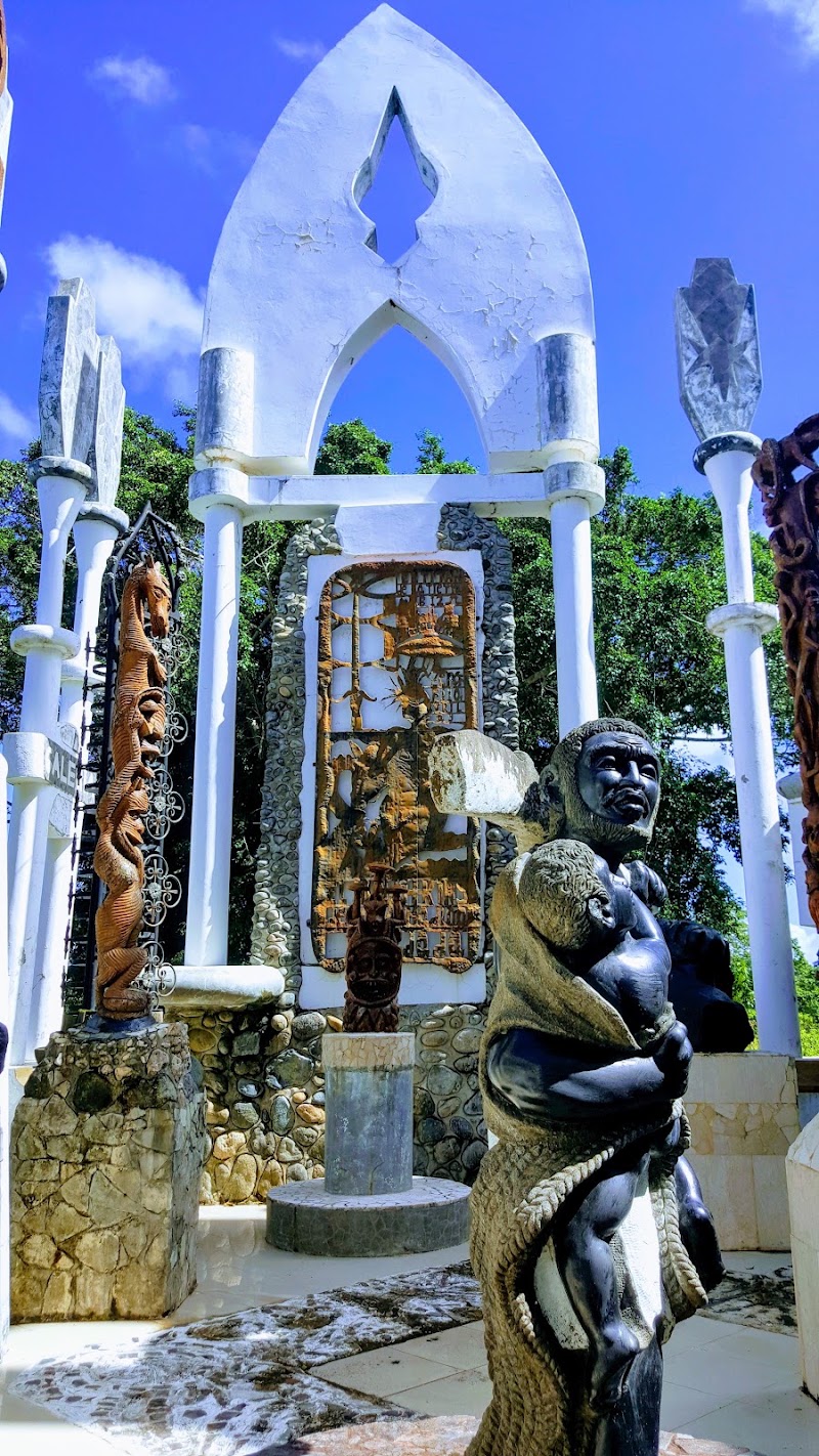 Photo 1 at Mundo King Art Museum in Sosúa