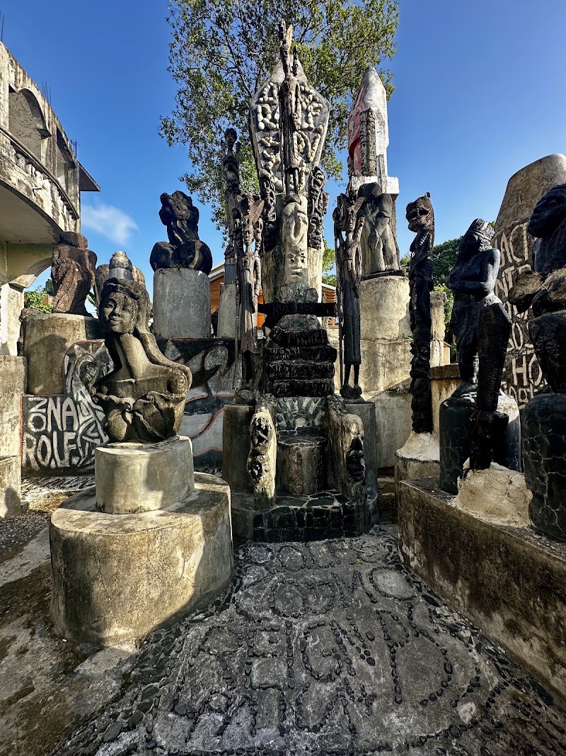Photo 4 at Mundo King Art Museum in Sosúa