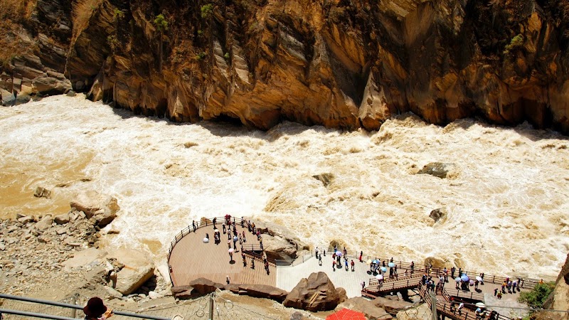 Photo 3 at Tiger Leaping Gorge in Diqing Tibetan Autonomous Prefecture