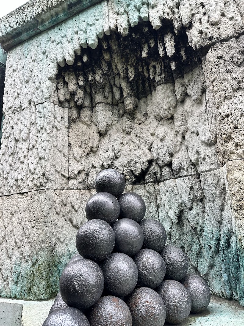 Photo 4 at Ivar Huitfeldt Memorial in København