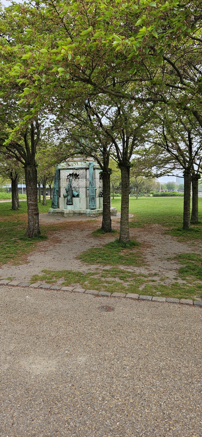 Photo 6 at Ivar Huitfeldt Memorial in København
