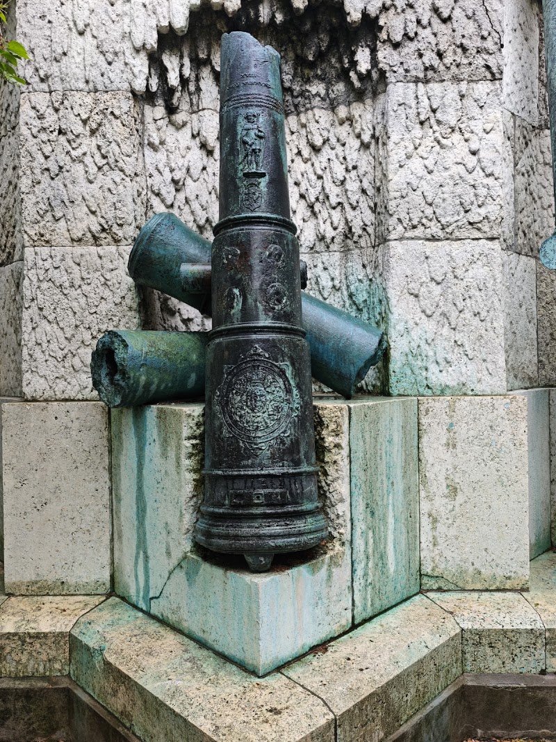 Photo 2 at Ivar Huitfeldt Memorial in København