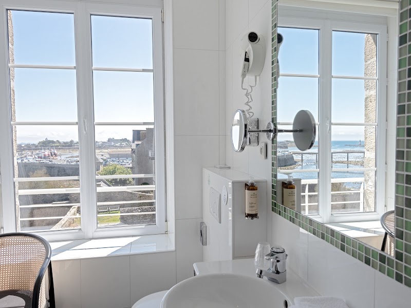 Photo 3 at Hôtel Mercure Roscoff Bord de Mer in Roscoff