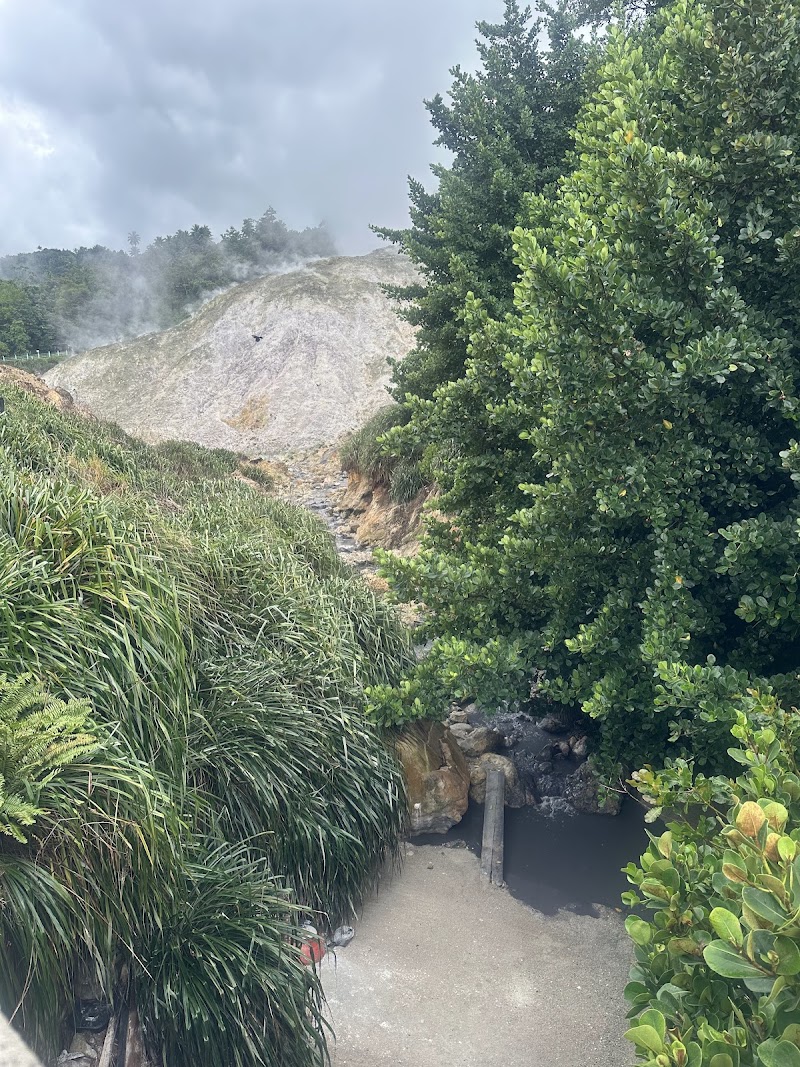 Photo 6 at Soufrière Drive In Volcano in Malgretoute