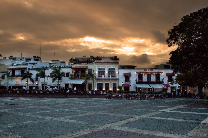 Photo 1 at Plaza de la Hispanidad or Spain in Santo Domingo
