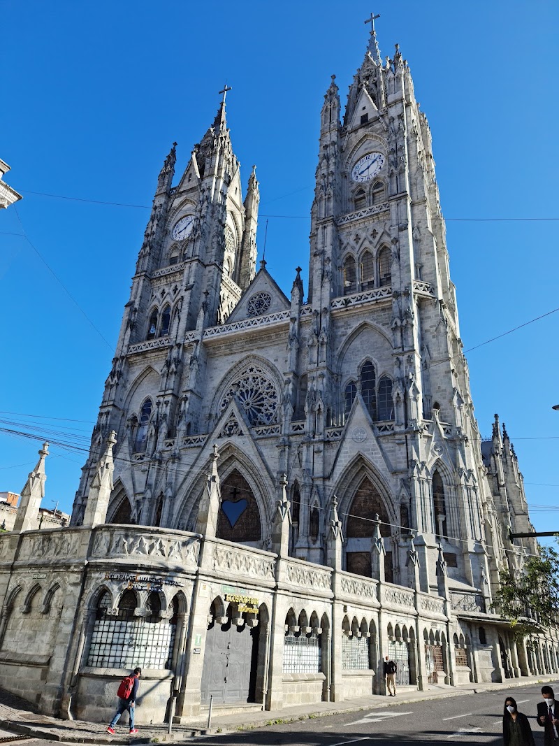 Photo 1 at Basílica del Voto Nacional in Quito