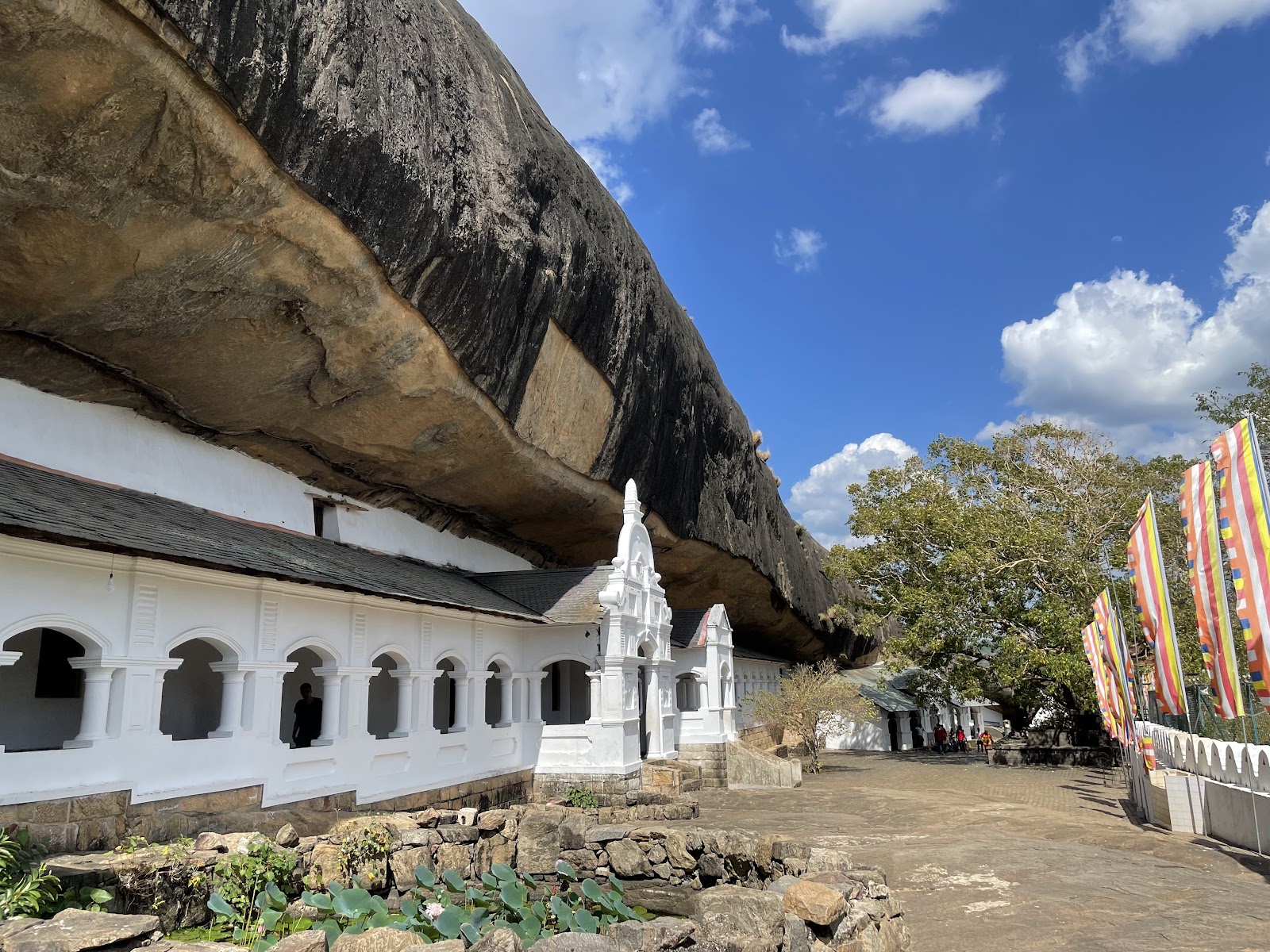 Dambulu Rock Inscription | දඹුල්ල ශිලා ලේඛනය in Dambulla
