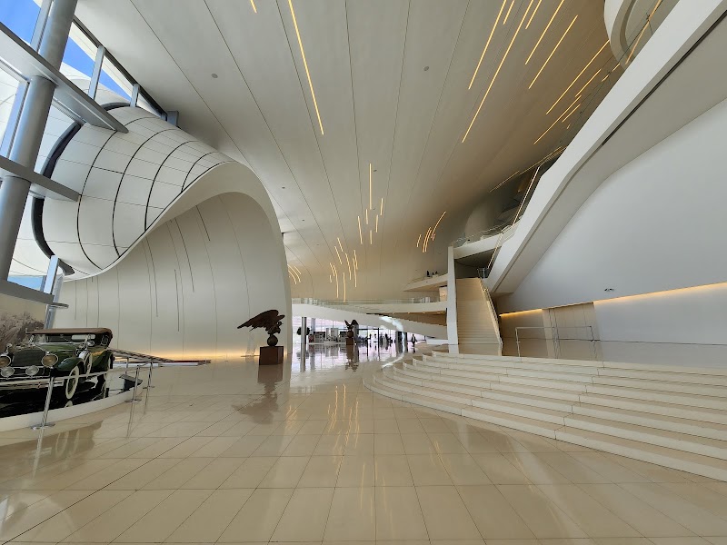 Photo 2 at Heydar Aliyev Center in Bakı