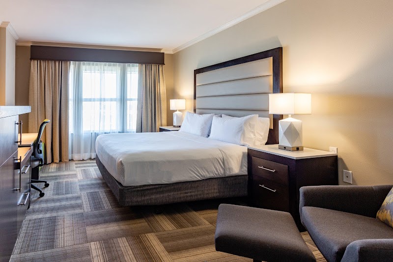 Photo 1 at Holiday Inn Express Savannah-Historic District by IHG in Savannah