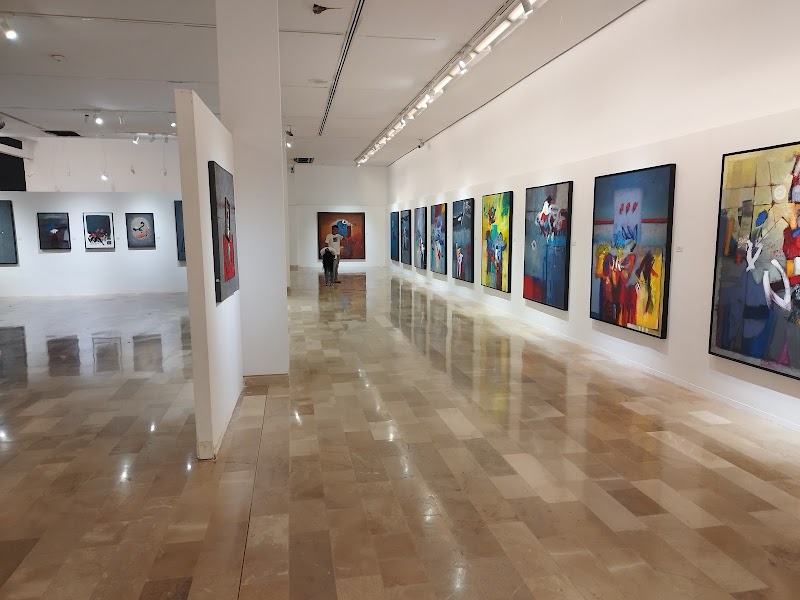 Photo 6 at Anthropological and Contemporary Art Museum in Guayaquil