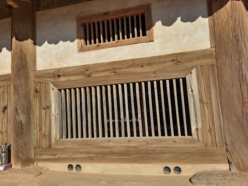 Photo 3 at Tripitaka Koreana Depository (Janggyeong Panjeon) in Hapcheon