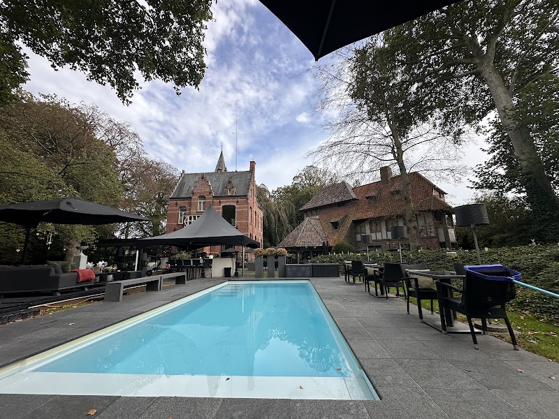 Photo 2 at Romantik Hotel Manoir Ogygia in Poperinge