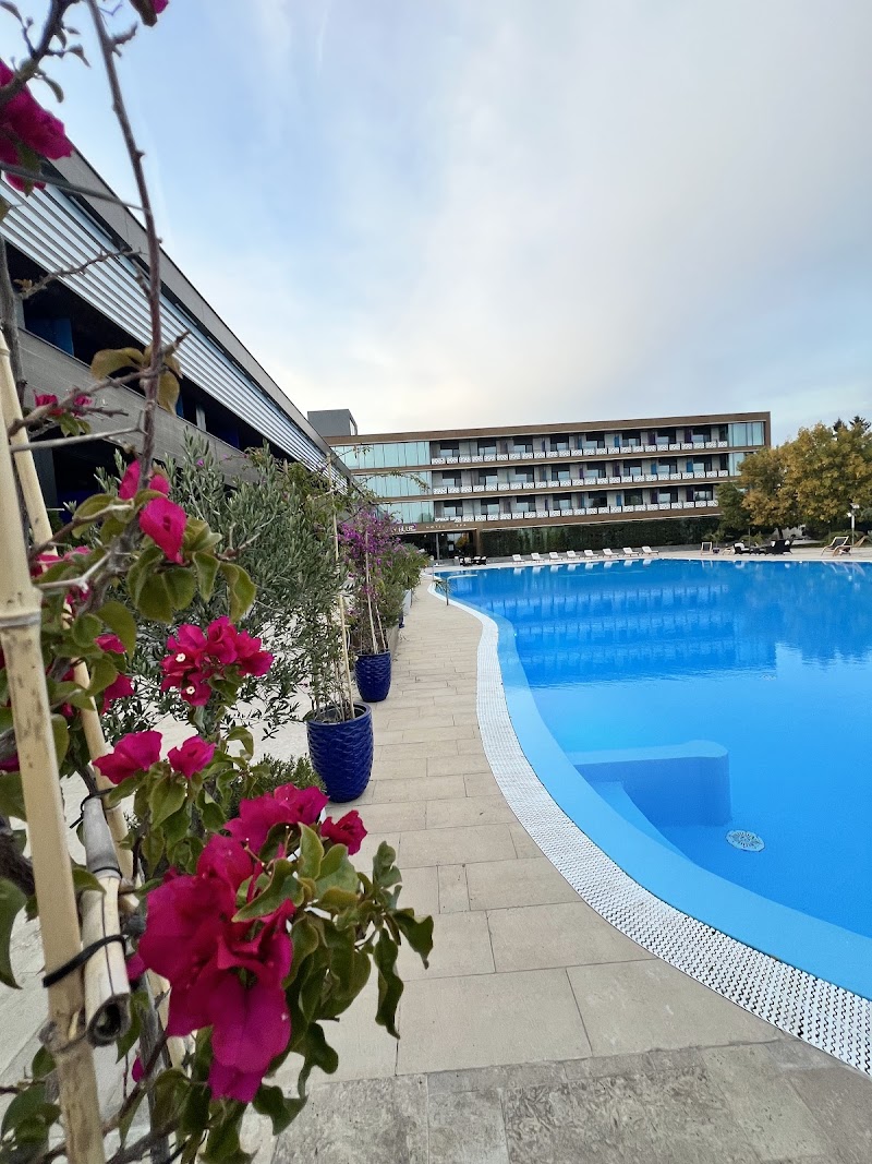 Photo 2 at Sky Blue Hotel & Spa in Păuleștii Noi