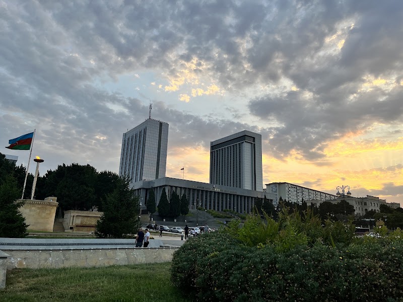 Photo 2 at Həzi Aslanov Qəbirüstü Abidəsi (Hazi Aslanov Grave Monument) in Baku