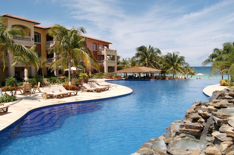 Infinity Bay Spa & Beach Resort in West Bay