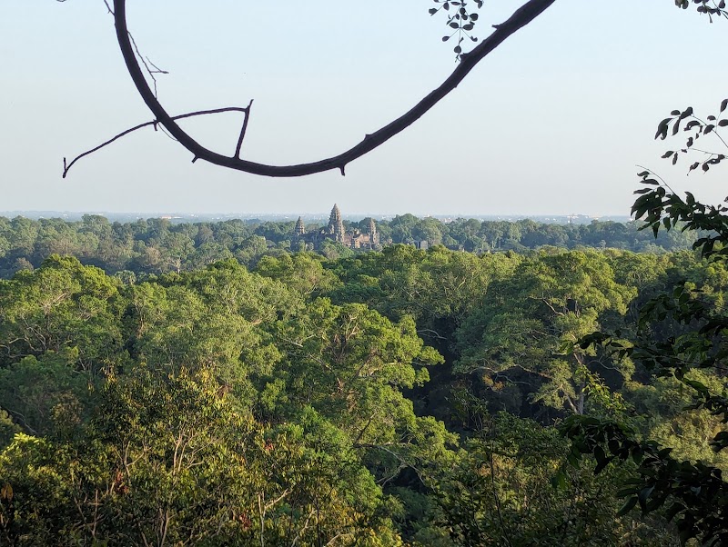 Photo 3 at Phnom Bakheng Temple in ក្រុងសៀមរាប