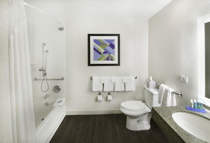 Photo 2 at Holiday Inn Express & Suites San Francisco Fishermans Wharf by IHG in San Francisco