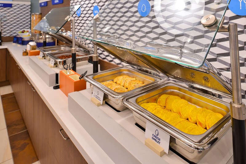 Photo 3 at Holiday Inn Express & Suites San Francisco Fishermans Wharf by IHG in San Francisco