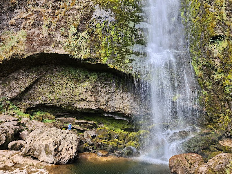 Photo 2 at Giron Waterfalls in 