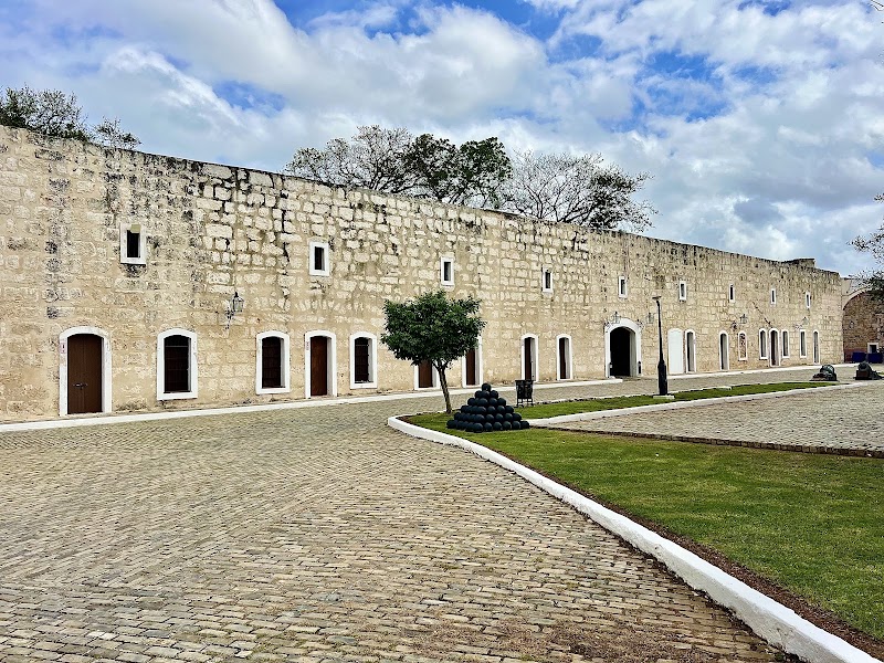 Photo 4 at Fort Of San Carlos Of The Cabin in Havana