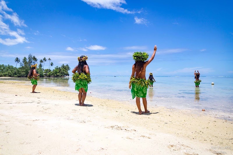 Tiki Village in Moorea-Maiao
