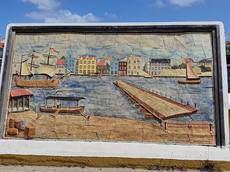 Photo 6 at Queen Emma Bridge in Willemstad