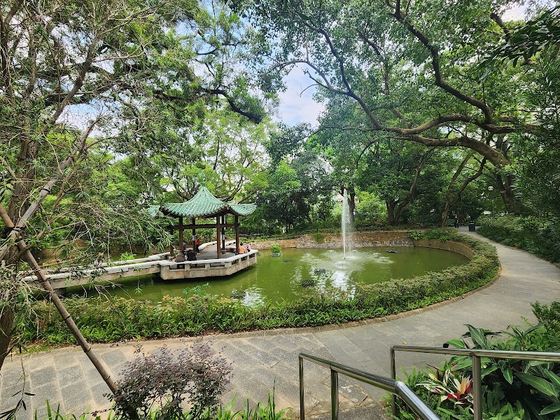 Photo 1 at Aviary, Kowloon Park in 